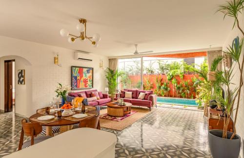 Nerul Apartamento | El Volar 2BHK Luxury Apartments 10 Minutes from Candolim Beach with Big common Pool, Fully Equipped Kitchen, 24x7 Security, Wifi