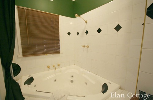 Mount Dandenong Cabaña | Elan Cottage con gran spa esquina