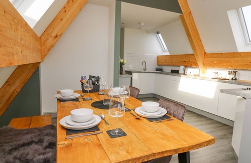 Llanyre Cabaña | ELAN VALLEY WELSH - THE SHEEPFOLD, pet friendly in Llandrindod Wells