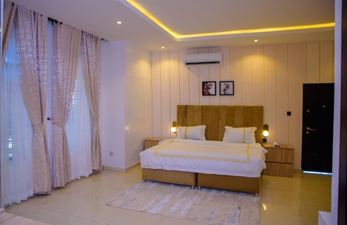 Ofin Hotel | Elcastillo Homes