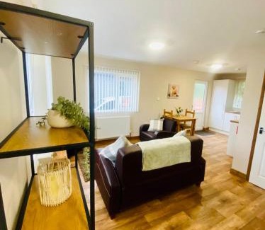 York Casa | Elder Cabin with Hot Tub