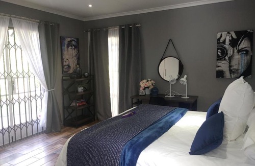 Randpark Ridge Casa | Elderie BnB