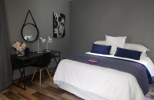 Randpark Ridge Casa | Elderie BnB