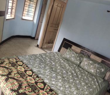 Kolhapur Casa | Elderly Friendly 3B Homestay at Shastri Nagar, near cricket stadium