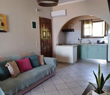 Agios Georgios Pagon Apartamento | Eleana apartments and studios