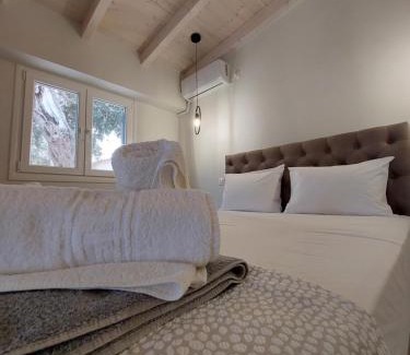 Mpogdanatika Apartamento | Electra Villa & Pool Studios