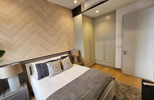 Pudu Apartamento | Elegance 1BR Suite KLCC view with Gorgeous Pool