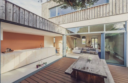 Lormont Casa | Elegance Architecturale et Harmonie: Maison Design Avec