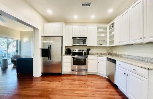 Seville Historic District Casa | Elegance & Charm 27 Steps To Old Christ Church