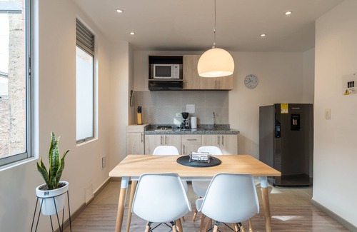 Financial District Apartamento | Elegance in the Heart of Chapinero