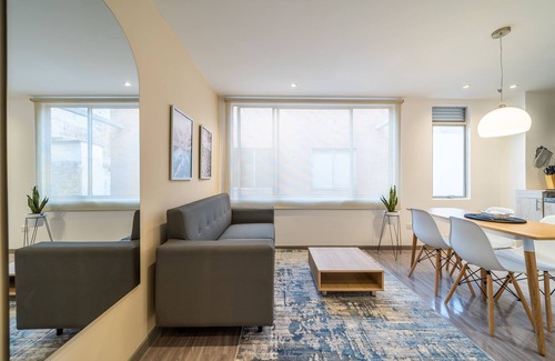Financial District Apartamento | Elegance in the Heart of Chapinero