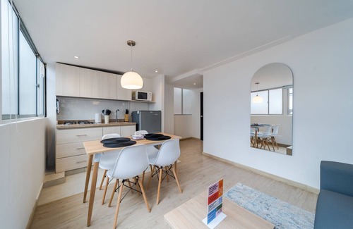Financial District Apartamento | Elegance in the Heart of Chapinero