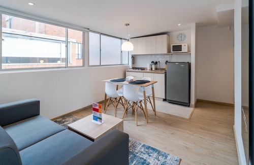 Financial District Apartamento | Elegance in the Heart of Chapinero