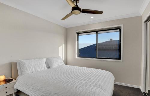 Banksia Beach Casa | Elegance on Callisia