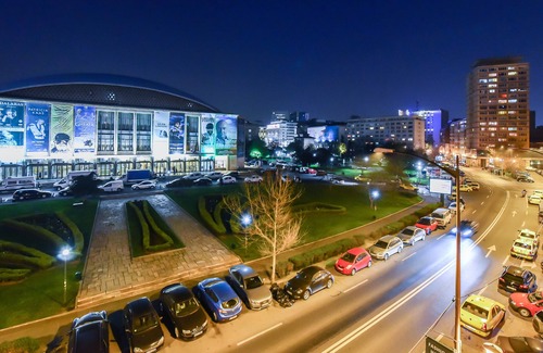 Bucharest City-Centre Apartamento | Elegance Studio - Cismigiu Gardens - Flat Tv - Free Wifi - Panoramic View
