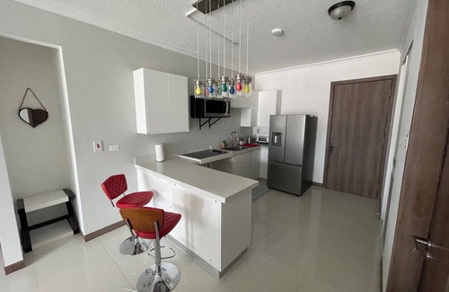 Eden Gardens Apartamento | Elegant 1-bedroom apartment in the heart of New Kingston with roof top pool