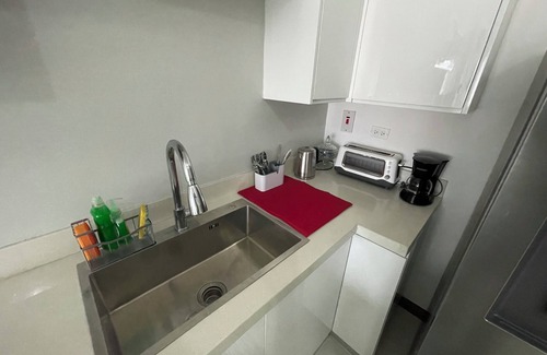 Eden Gardens Apartamento | Elegant 1-bedroom apartment in the heart of New Kingston with roof top pool