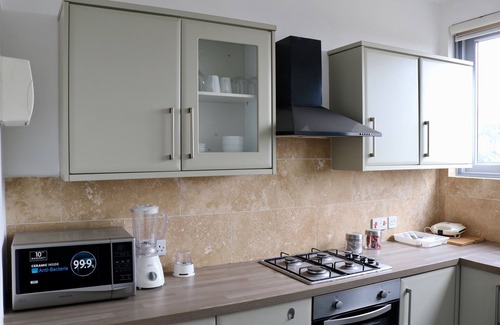 North Ridge Apartamento | Elegante apartamento de 1 dormitorio en Osu-Royal Delight