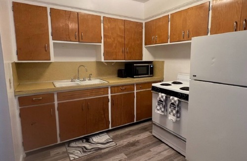 Ottawa Casa | Elegant 1Bed/1Bath Pets OK, Close to ProMedica, UT