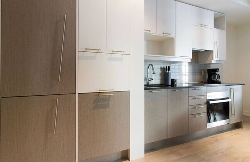 Financial District Apartamento | Elegant 1BR Apt with Balcony near Rogers Centre
