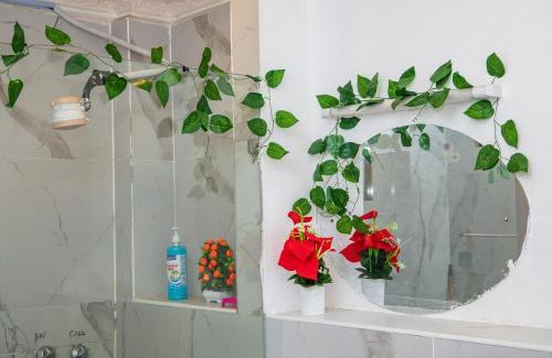 Nakuru Apartamento | Elegant 2-BD -Scenic Views & Central Location