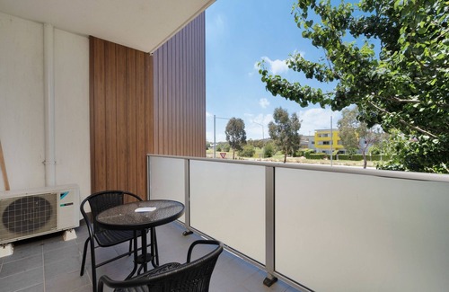 Franklin Apartamento | Elegant 2-Bed Apartment with Balcony