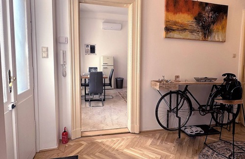 Erzsebetvaros Apartamento | Elegant 2BDR 125m2 Apartment Downtown Budapest