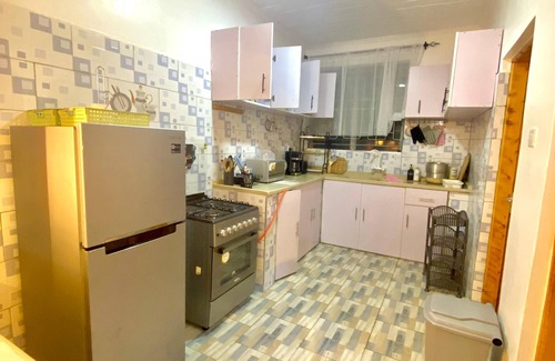Kwale Cabaña | Elegant 2BR Cottage | Diani,3 mins to the airport, 6 mins to the beach!