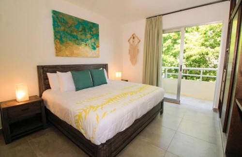 Akumal Apartamento | Elegant 2BR Home in Sirenis with Pool BBQ Pkng close to the Beach
