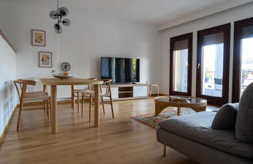 Kavala Apartamento | Elegant 2BR with Private Garage in the Old Town