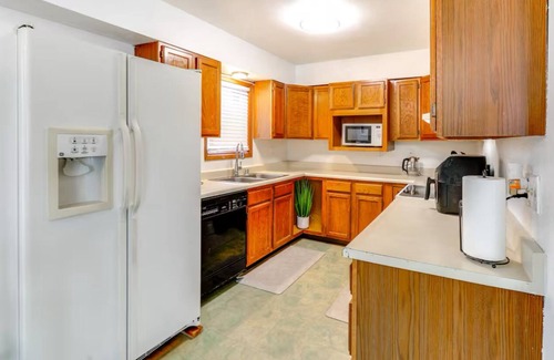 Fairbanks Casa | Elegant 3-Bedroom stay/Where Comfort Meets Luxury/Prime location/Family friendly