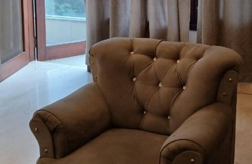 New Delhi Apartamento | Elegant 3BHK Serviced Apartment | Gated Society | Near Deer Park