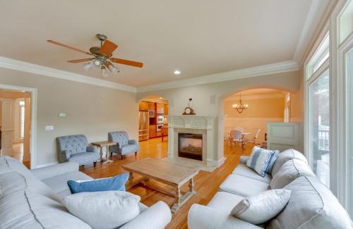 Sandy Springs Casa | Elegant 3BR Atlanta Home with Jacuzzi!