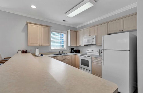 Central Myrtle Beach Condominio | Elegant 3BR Condo at Magnolia Pointe