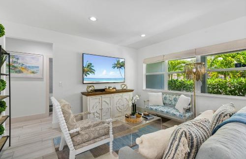 Old Northwood Casa | Elegant 3br Getaway W Pool, Near Wpb Hotspots