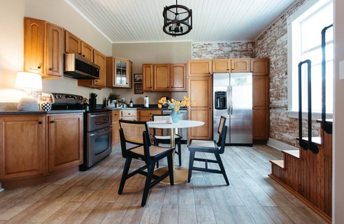 Ste Genevieve Casa | Elegant 3BR in the Heart of Historic Ste Genevieve
