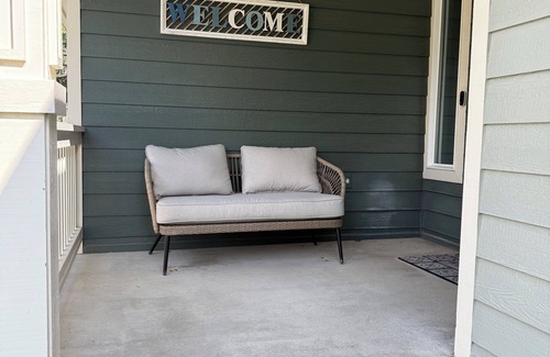 Rathdrum Casa | Elegant 4-bedroom Golf Course Retreat with Private Beach Access