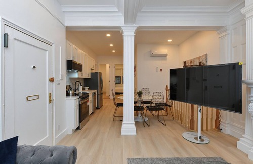 Upper West Side Apartamento | Elegant 4BR Luxury Duplex in chic Upper West Side
