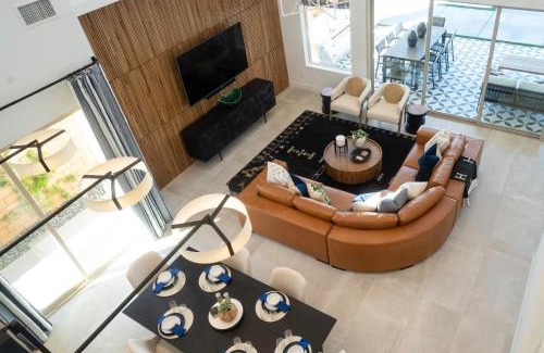 La Quinta Villa | Elegant and Brand New! Golf course View at PGA west Stadium