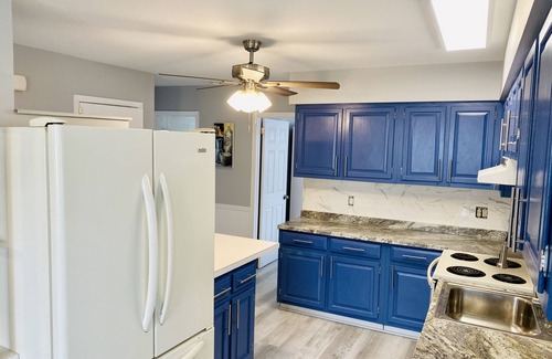 Ortley Beach Condominio | Elegant and Bright Ocean Block Home w/ Private Balcony, BBQ & Patio