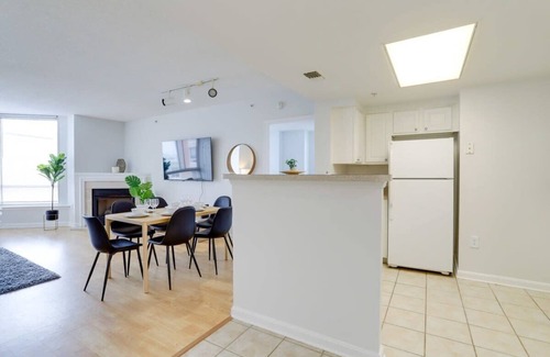 Ballston Apartamento | Elegant and Charming Condo at Ballston with Pool