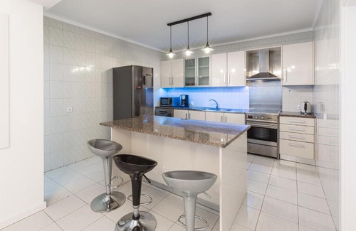 Fatima Apartamento | Elegant and spacious 3 bedroom 3 bath apartment 10 mins to the Sanctury!!