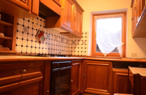 San Vito di Cadore Apartamento | Apartamento Cà Enrosarida 2 en la zona central - 6 camas - WIFI