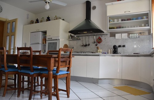 Sesto Fiorentino Apartamento | Elegant apartment with large terraces in quiet residential area