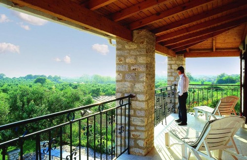Skafidia Apartamento | Elegant Apartment in Agios Ilias with Sea View