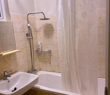 Bugolobi Apartamento | Elegant Apartment in Bugolobi, Kampala