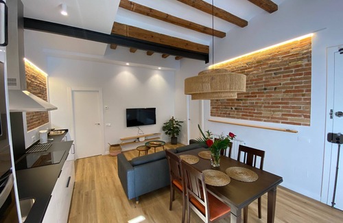 El Poble-sec Apartamento | Elegant Apartment in Poble Sec
