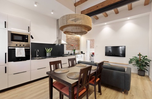 El Poble-sec Apartamento | Elegant Apartment in Poble Sec