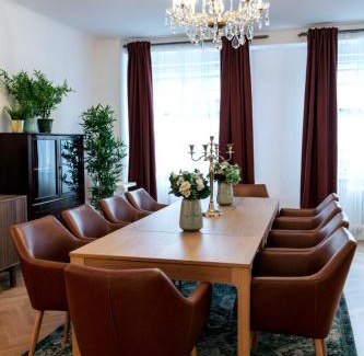 Innere Stadt Apartamento | Elegant Apartment Vienna
