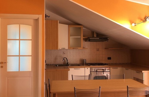 Caramagna Ligure Apartamento | elegant attic and mountain bikes